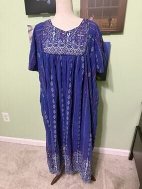 Only Necessities 1X Petite Blue Patterned Cottagecore Nightgown W/ Pockets